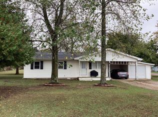 400 E Clouse Street, Mountain Grove, MO 65711