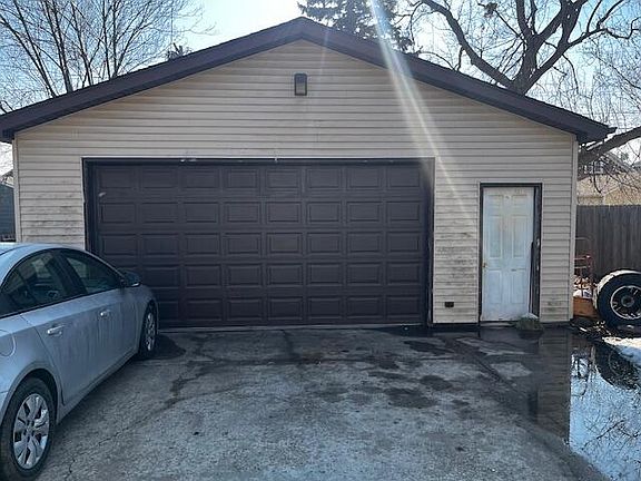 2nd image of 2425 20 th STREET #2427