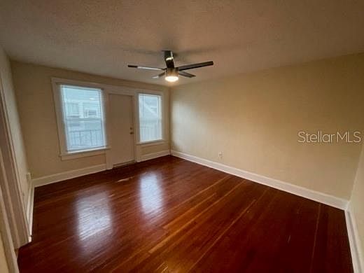 5th image of 324 Grove St N APT 201