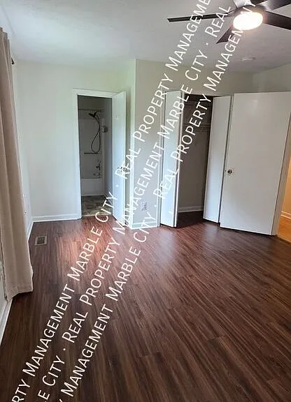 721 Shady Springs Ln — Photo 12