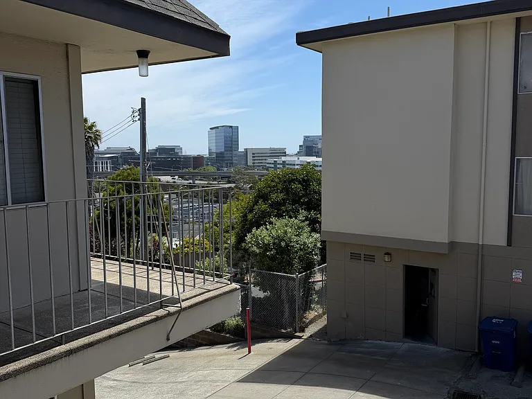 25 Lewis Ave #4 — Photo 1