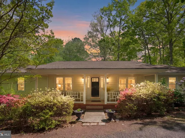 103 Indian Hills Rd, Locust Grove, VA 22508