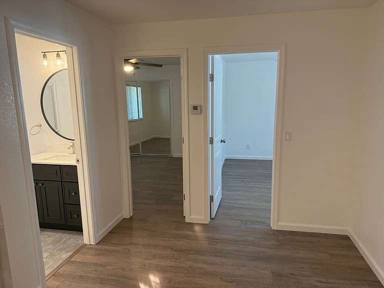 560 Edgewood Dr — Photo 7