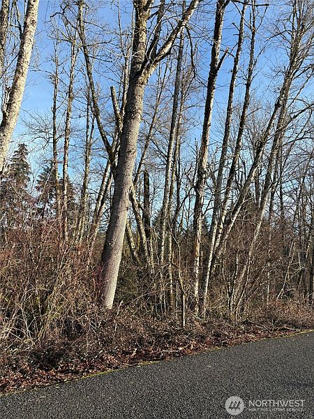 3rd image of 128 Valley View Drive