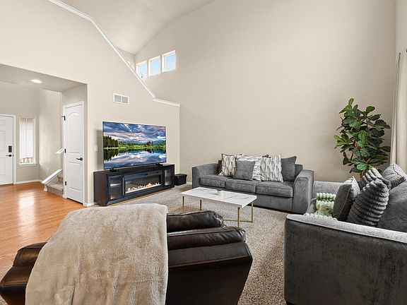 2nd image of 4476 Mountain Sky St