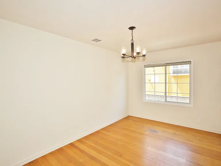 529 Haas Ave — Photo 5