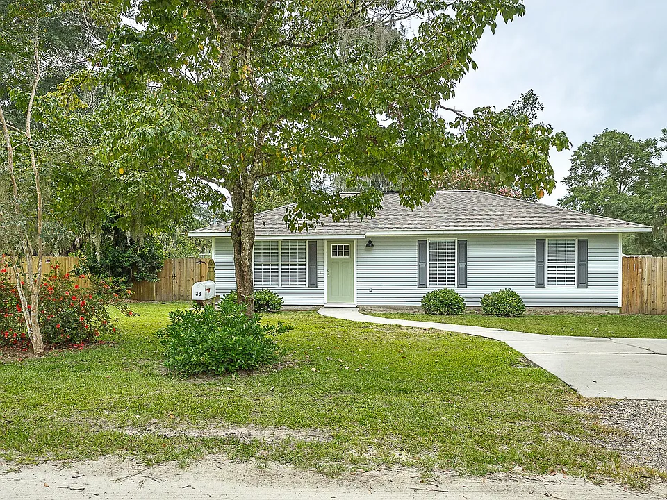 33 Dogwood Dr