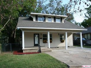 121 W McKinley Ave, Sapulpa, OK 74066
