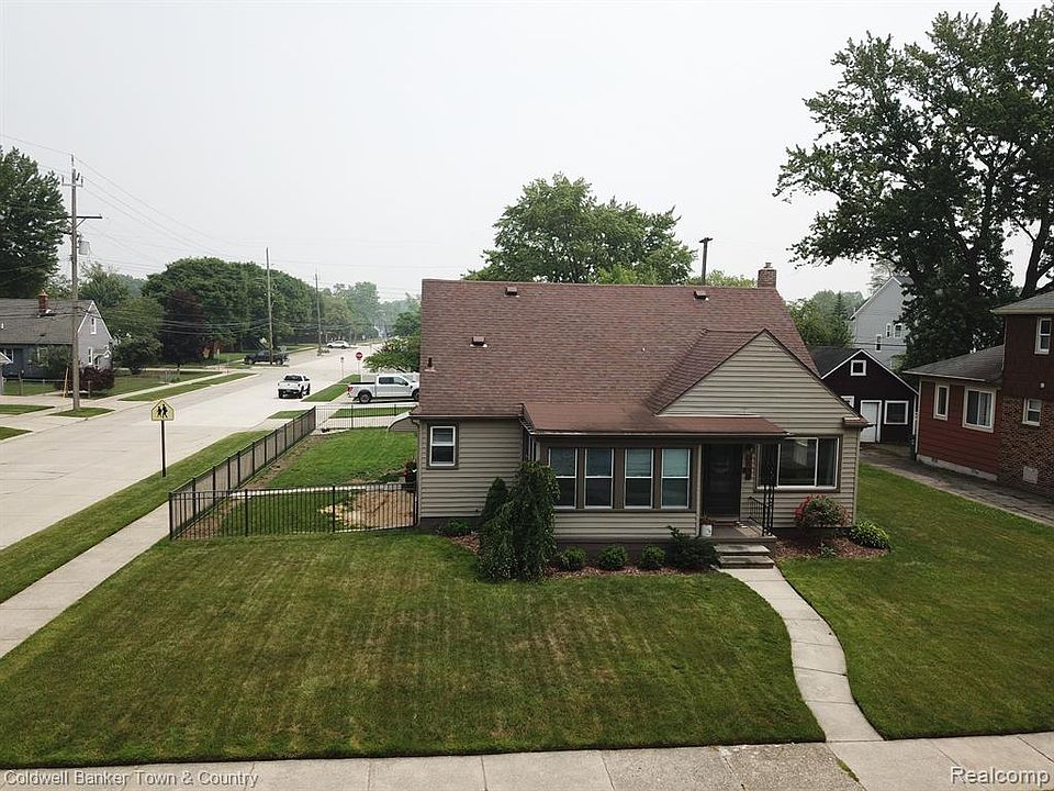 3188 Thomas Ave, Berkley, MI 48072 Zillow