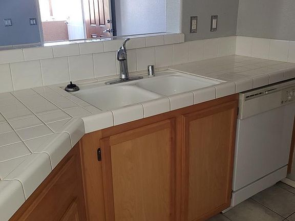 5th image of 1050 E Cactus Ave Unit 2055