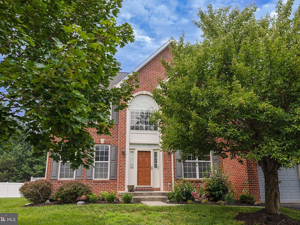 105 Ticonderoga Dr