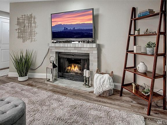 3rd image of 14112 NE 181st Pl APT G104