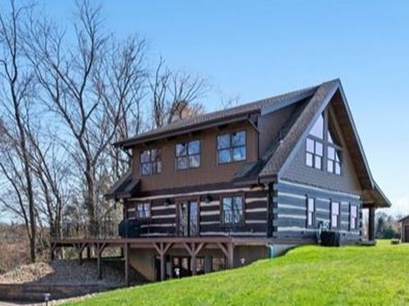 725 Riverbends Dr, Parker, PA 16049