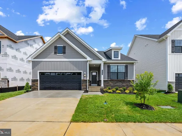 522 Twisted Twig Ln, La Plata, MD 20646