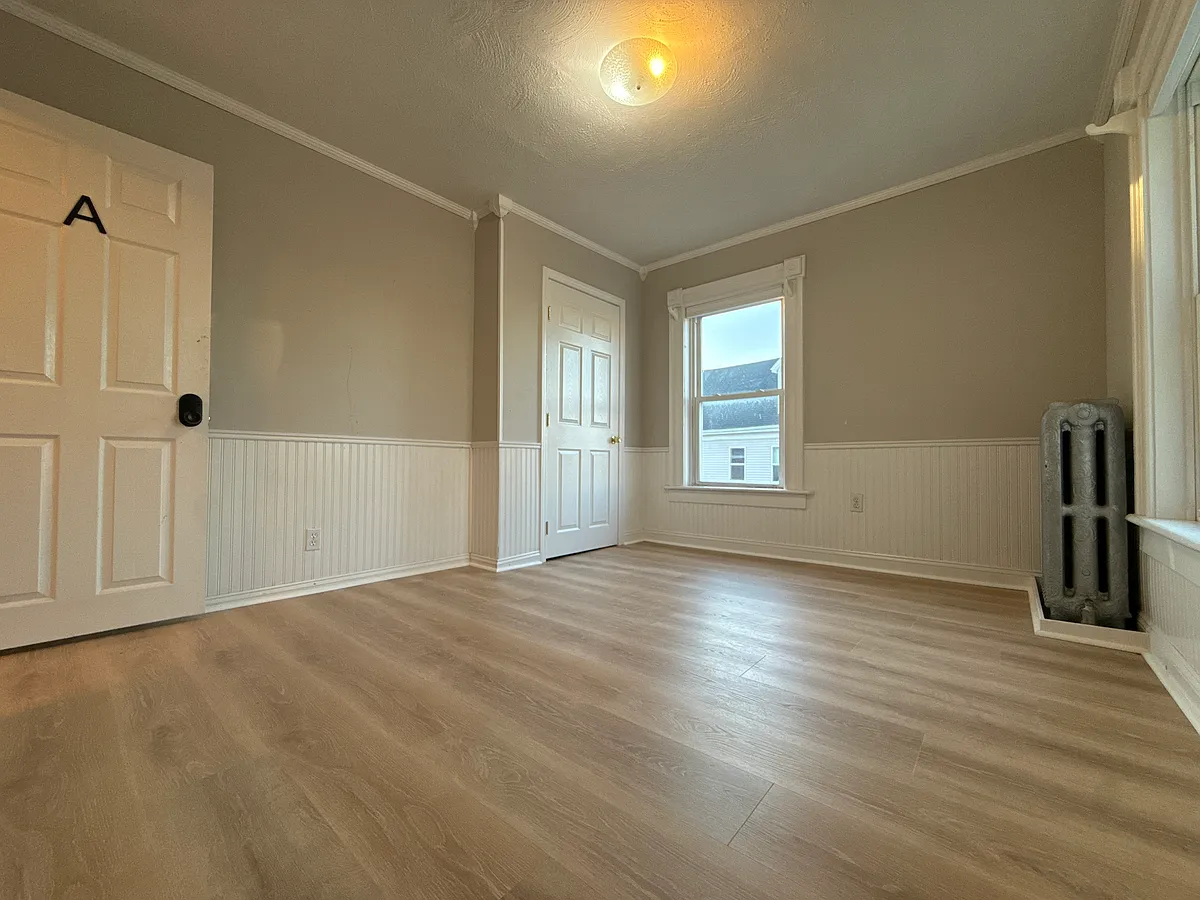 Building Photo - 160 Irving St #2A
