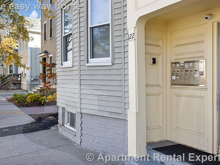 117 Columbia St #1 — Photo 10