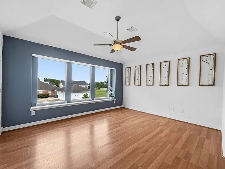 7211 Savannah Glen Ln W — Photo 30