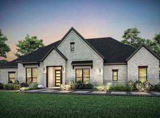 131 Peachleaf Dr, Aubrey, TX 76227