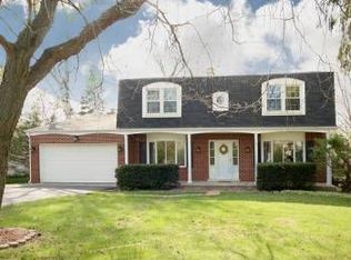 2S134 Orchard Rd, Wheaton, IL 60189