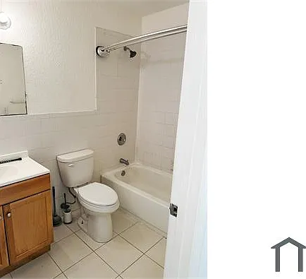 834 NW 3rd Ave #2 — Photo 8