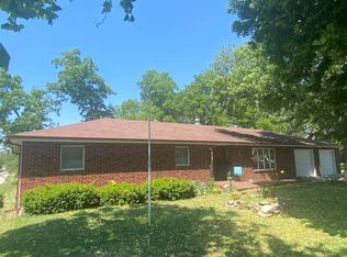 5 E Lovers Ln, Worth, MO 64456