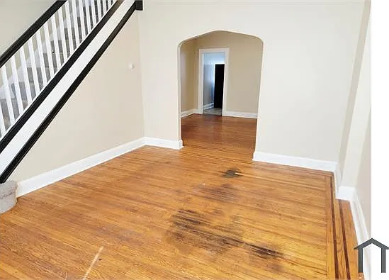 2 bed, 1210 sqft, $1,750 — Photo 2
