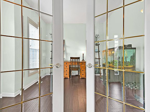 5th image of 6193 Lampton Pond Dr