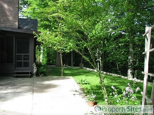 4th image of 1226 Forest Dr