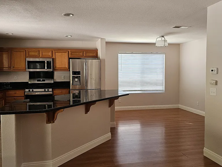 233 Canyon Creek Way — Photo 5