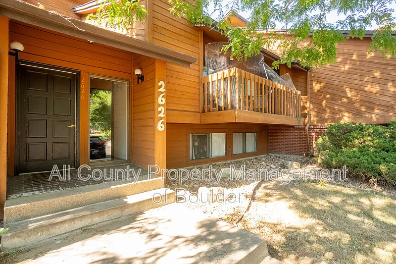 2626 Juniper Ave #1