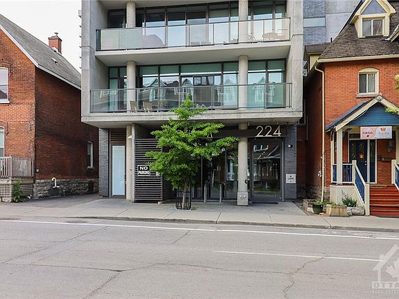 2nd image of 224 Lyon St N #306