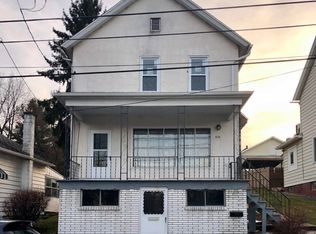 826 E Locust St, Scranton, PA 18505