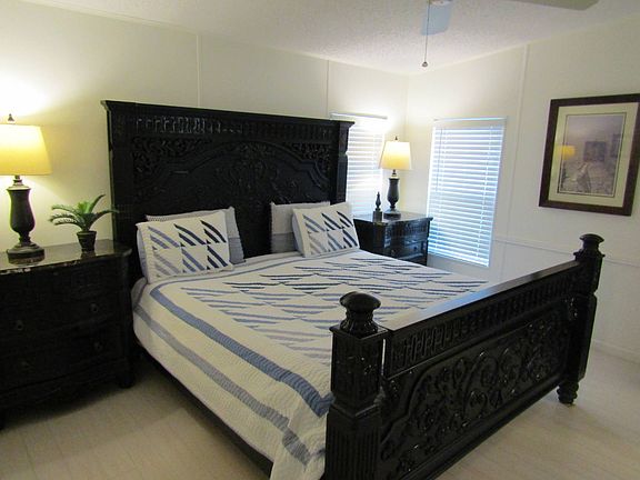 3rd image of 1701 W Commerce Ave #62