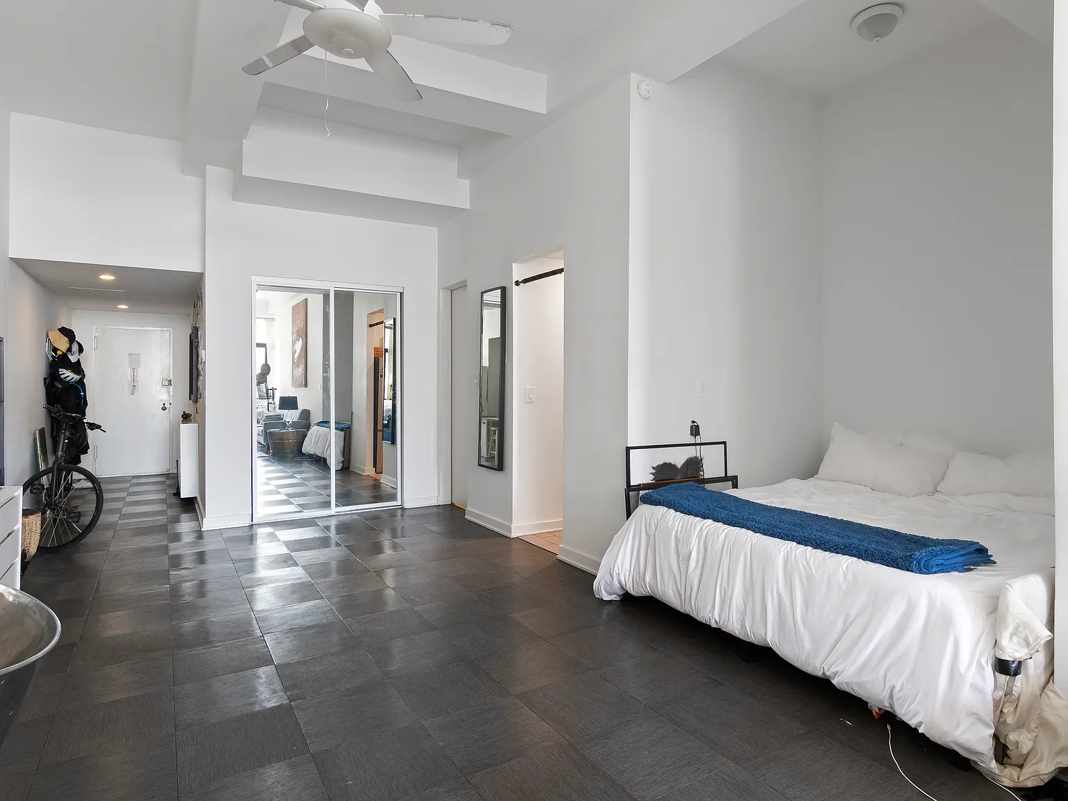 310 East 46th Street — Photo 3