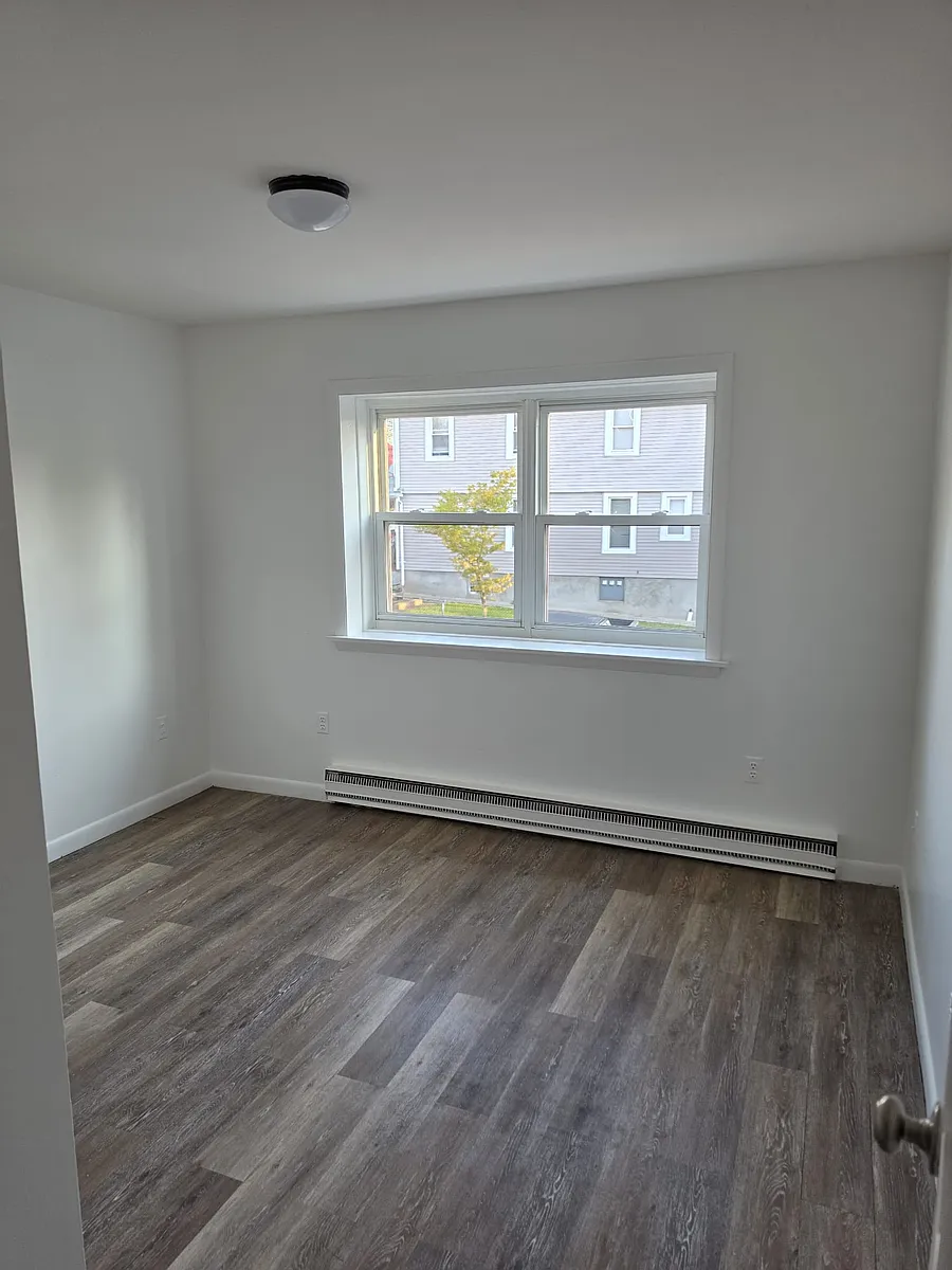 Building Photo - 48 Amsterdam Ave #A3
