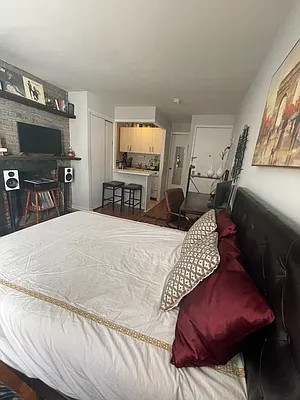 Rented by Weichert Properties - NYC | media 7