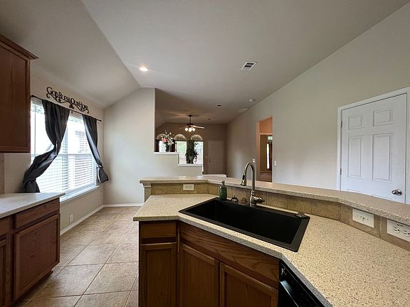 3rd image of 3901 Lochridge Ct