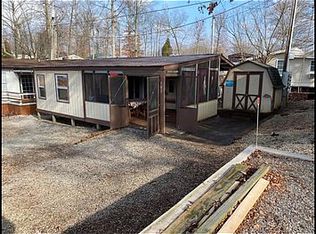 2905 N Dillard Rd, Birdseye, IN 47513