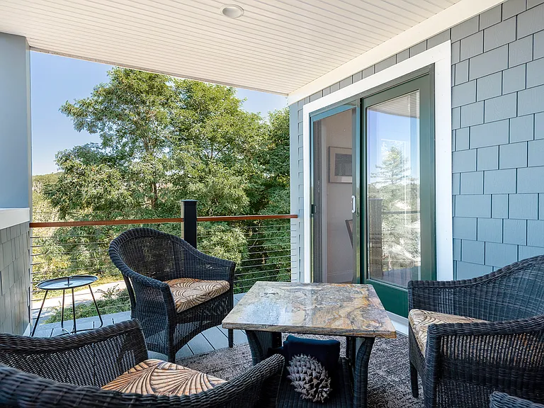 41 Cliff Rd #A — Photo 2