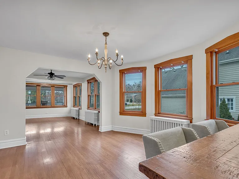 228 W Grove St #1 — Photo 11