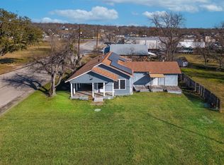 1318 Hanover St, Weatherford, TX 76086