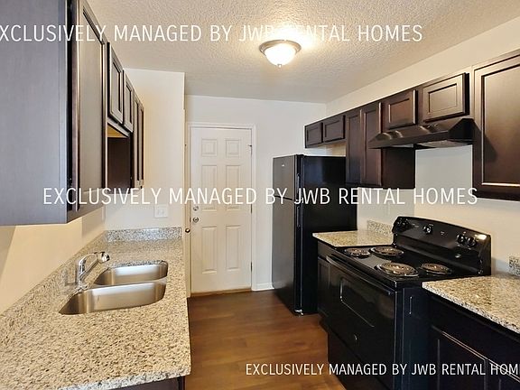 3rd image of 8748 Cocoa Ave