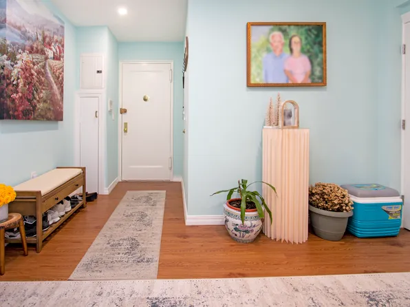 2615 Avenue O image 8 of 13