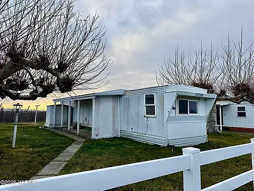 201 Coe Rd Photo 1