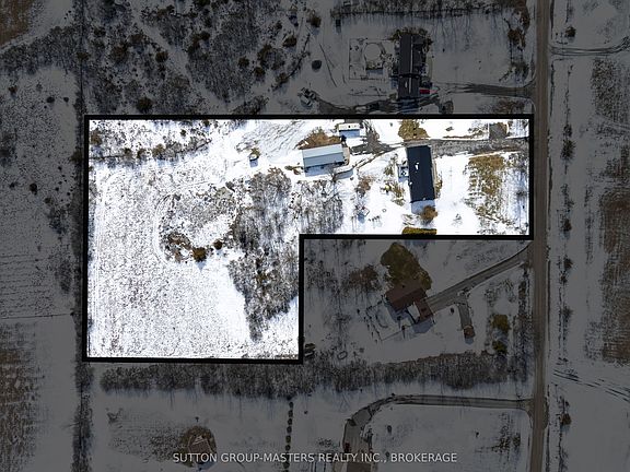 2nd image of 446 Petworth Rd