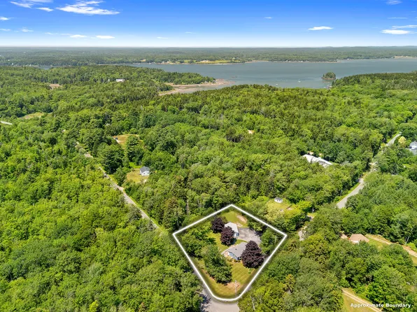 224 Walleston Road, Saint George, ME 04860