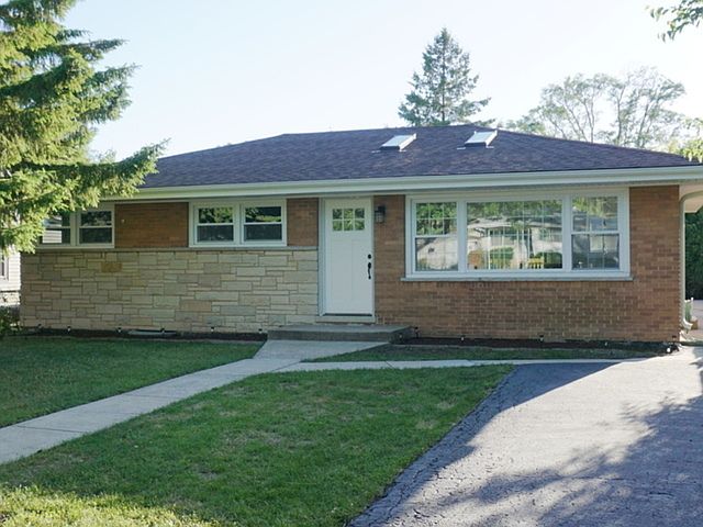1st image of 322 Judson St