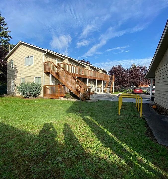 1st image of 717 Cedar Ave #101