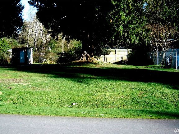 3rd image of 3187 Glacier Ln