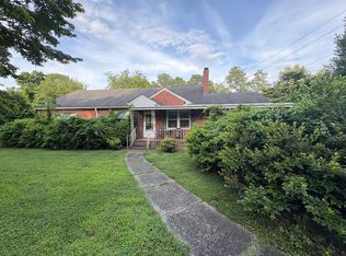 2838 Dogwood Ave, Charlotte, NC 28206